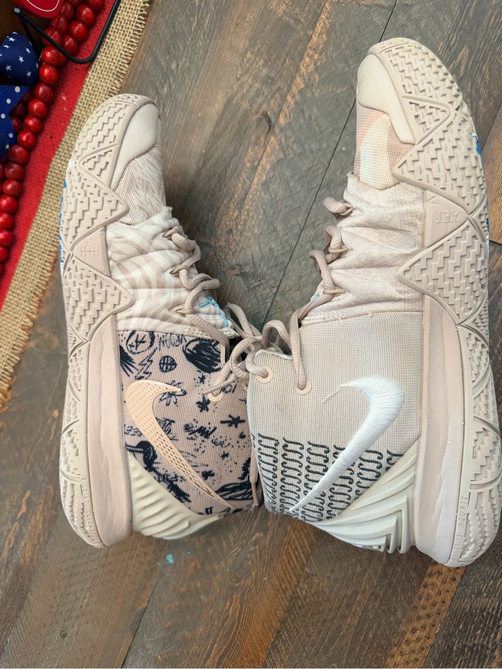 Nike Kyrie S2 Hybrid 'Desert Camo' size 8 fossil stone color 2020 Release GUC - Picture 10 of 16